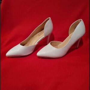 MIB — JEOSSY MILAN Mint Condition White Stiletto, Size 10